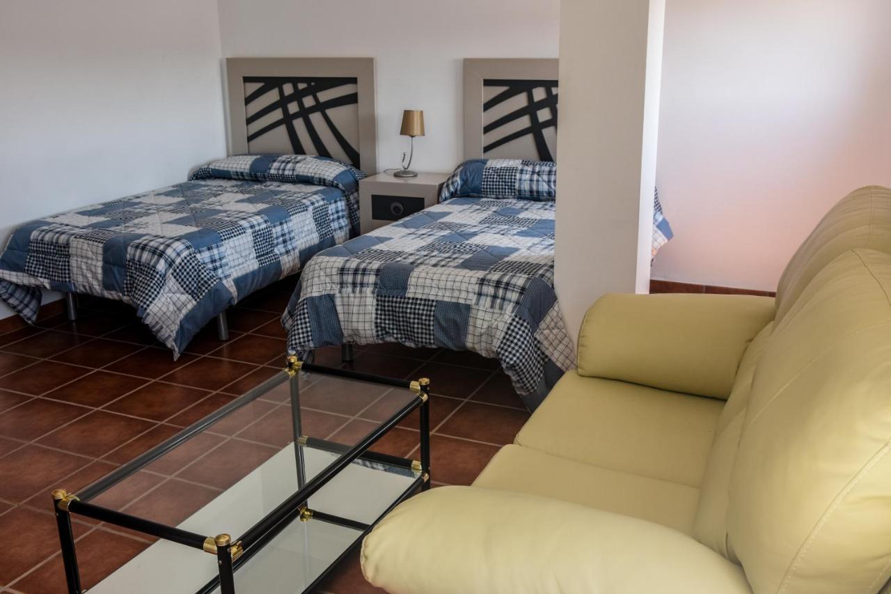 Suites Trastamara Montiel Exterior foto